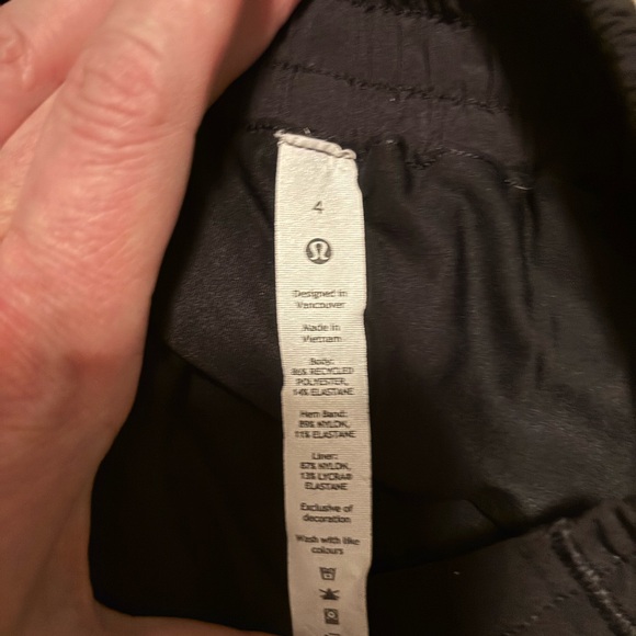 Lululemon Black Skort - Picture 2 of 4